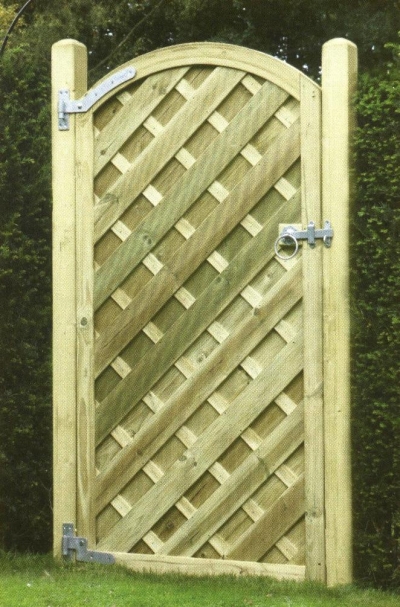 Royal Nordic Vee Arched  Gate
