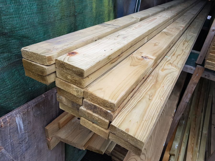 28mm x 95mm / 1 1/4``x4`` Planed All Round 4.8m / 16ft